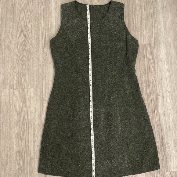 VINTAGE Olive Green and Beige Sleeveless Dress and Blazer Set | Modern US Size S - Picture 13 of 13